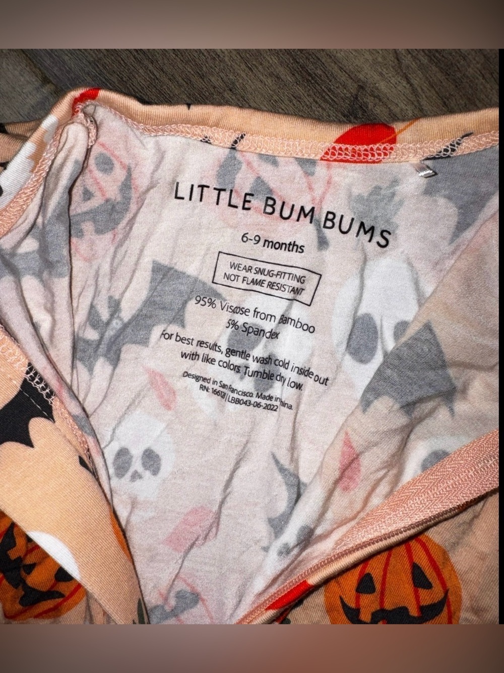 Little Bum Bums OG Halloween Pumpkins Bats Bamboo Footie 6-9M Retired Rebrand - Picture 5 of 9